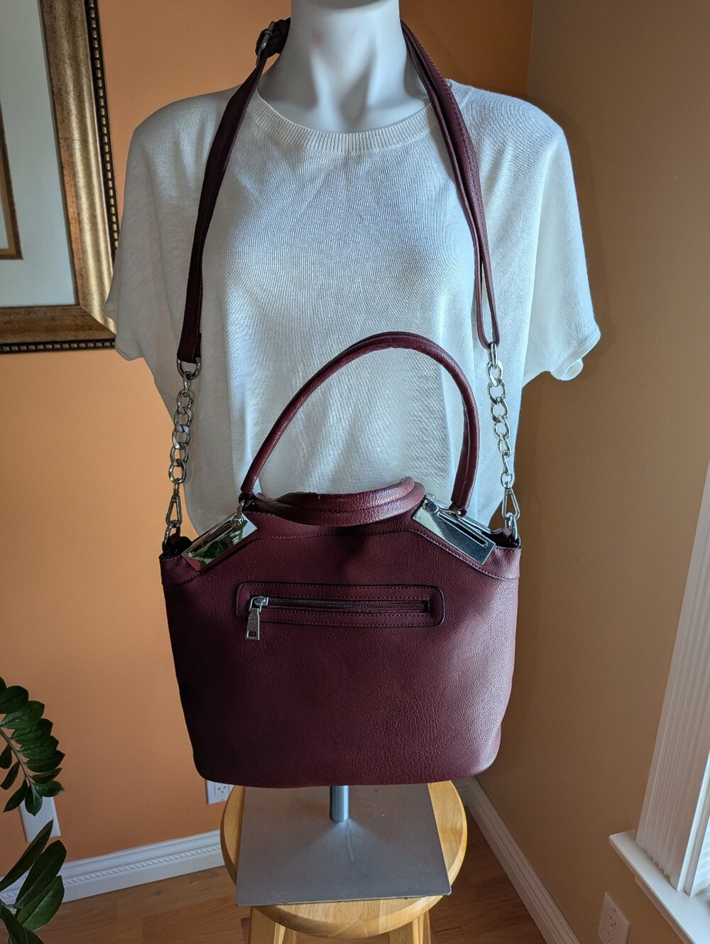 Black Rivet Women’s Burgundy Top-Handle & Shoulder Bag